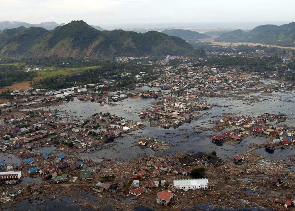 Posljedice tsunamija u Indoneziji | Author: Philip A. McDaniel/US Navy