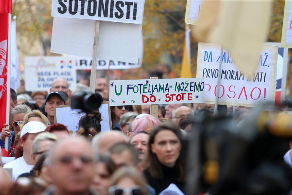 Protest protiv kasnijeg odlaska u mirovinu | Author: Filip Kos/PIXSELL