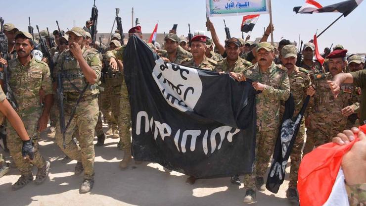 Irački vojnici slave poraz ISIL-a