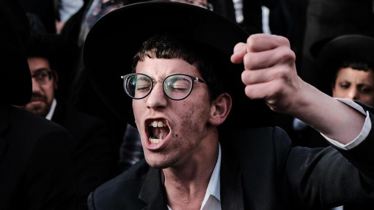 Ultra Orthodox Jews Protest Draft in Jerusalem
