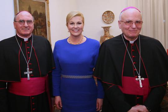 Kolinda Grabar kitarović, Mgr. Juliusz Janusz te nuncij Alessandro D'Errico