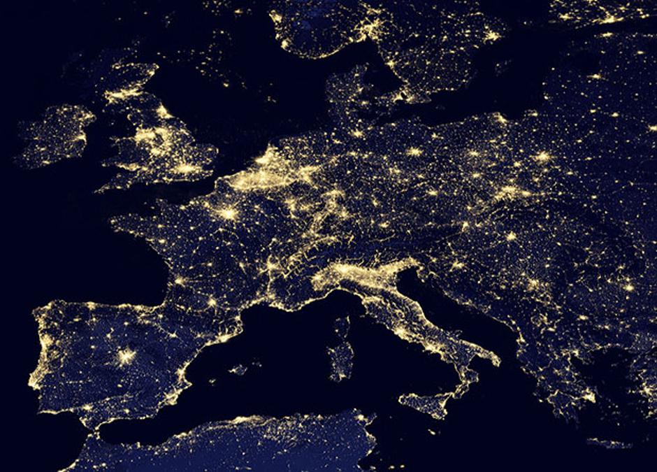 Noćna slika Europe | Author: NASA