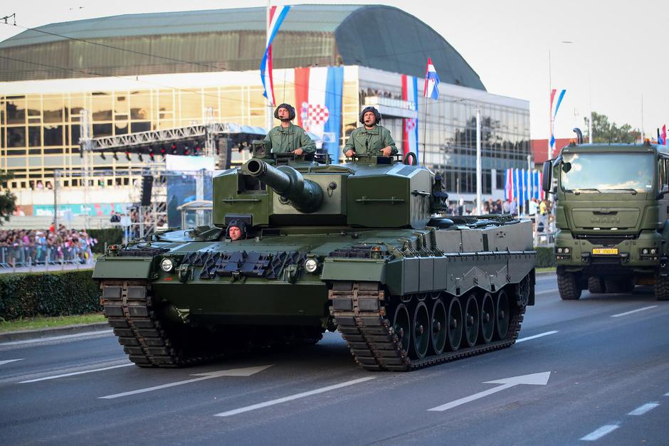 Hrvatska će nabaviti 44 tenka Leopard 2A8 - arhiva | Author: Zeljko Lukunic/PIXSELL