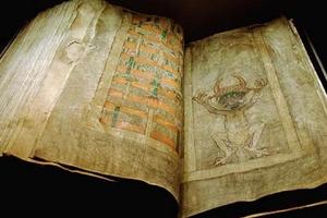 Stranice iz srednjovjekovne knjige Codex Gigas
