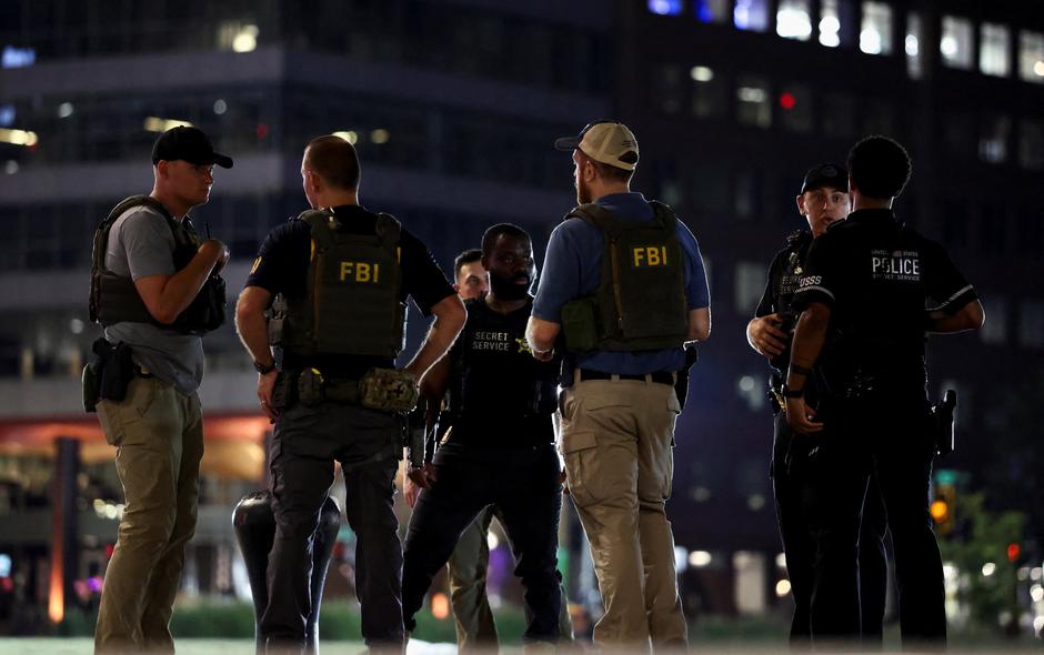  | Author: Evelyn Hockstein