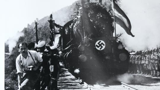Uspostava željezničkog prometa kod Hrvatske Kostajnice, rujan 1942.