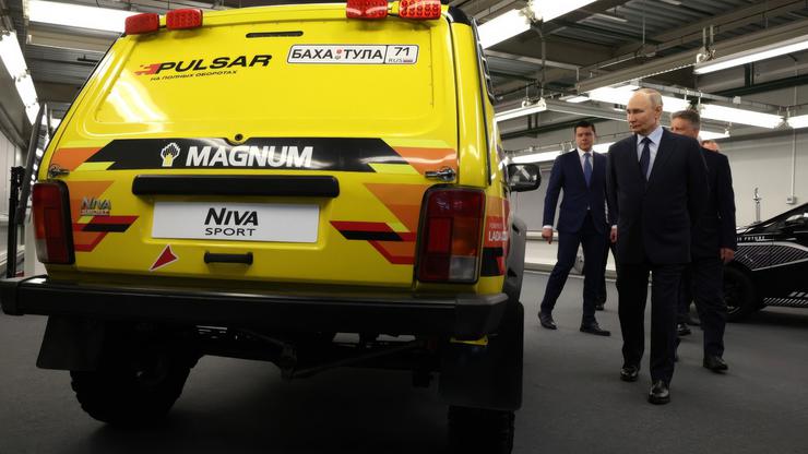 Russian President Putin Tours AvtoVAZ Automobile Manufacturing Plant, Togliatti, Samara Oblast, Russia - 28 Jan 2025