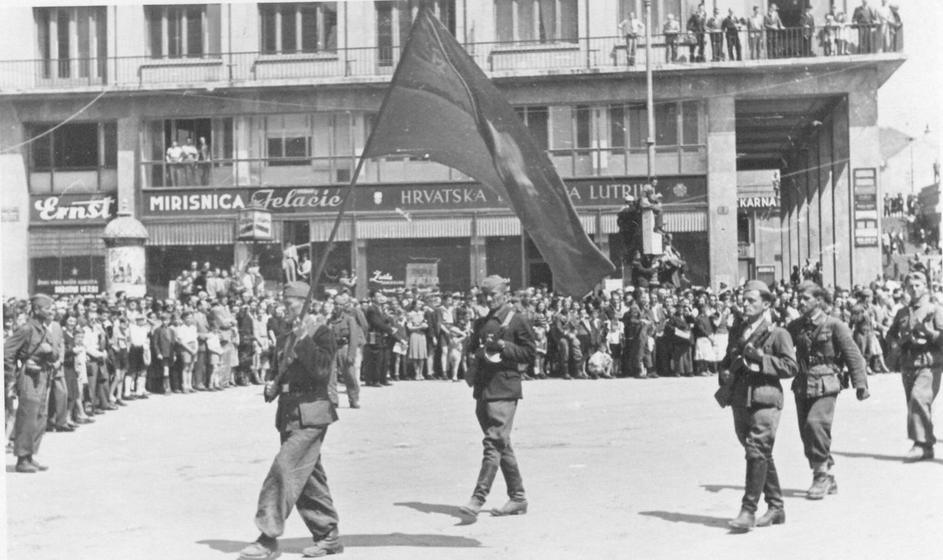 . Italiano: I partigiani della Prima divisione proletaria entrano a Zagabria l'8 maggio 1945 . May 1945. Unknown 1 1. Proleterske Divizija