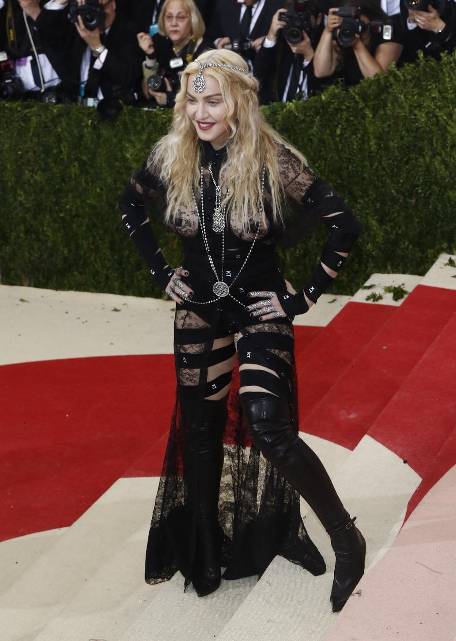 Madonna na priredbi Met Gala 2016. | Author: HBE/WENN/PIXSELL
