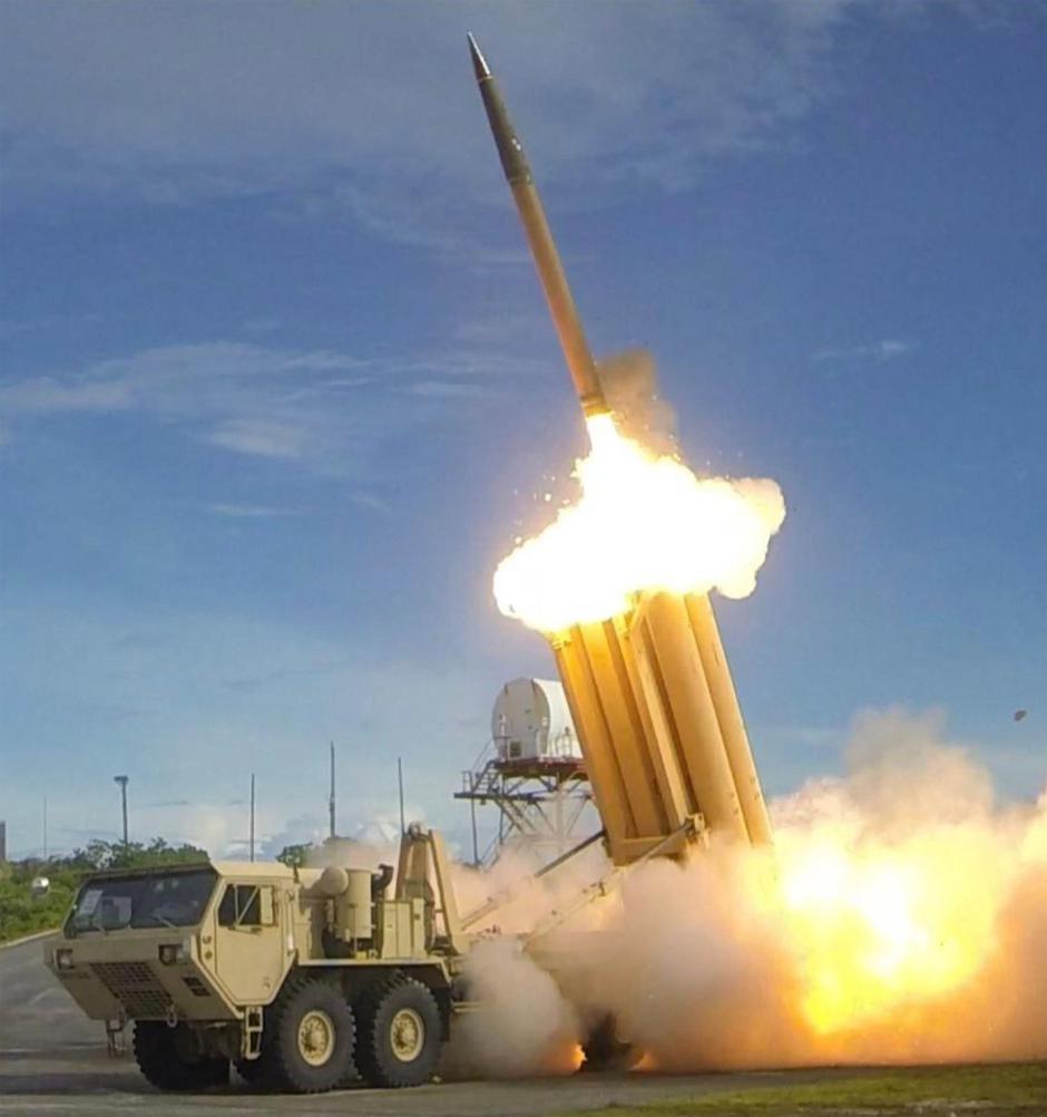 AMERICAN THAAD - Terminal High Altitude Area Defense missile being launched at a US base in the Pacific in September 2013 | Author: Profimedia