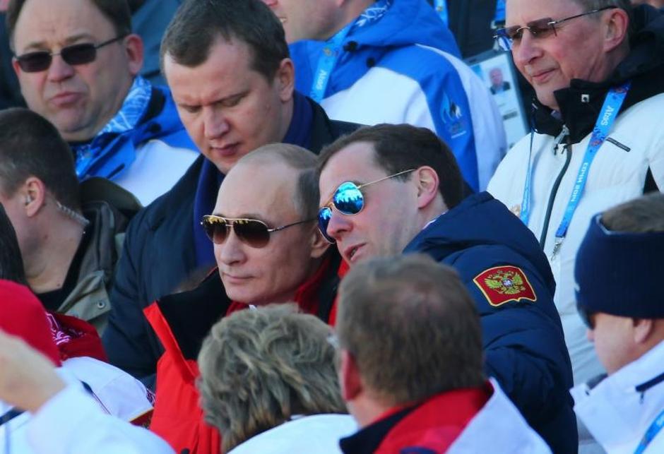 Vladimir Putin i Dimitrij Medvedev | Author: DPA/PIXSELL