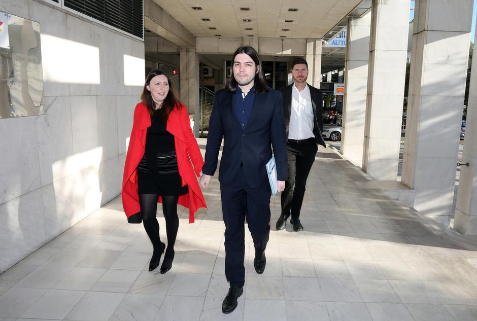 Rijeka: Druženje vodstva Živog zida sa simpatizerima stranke | Author: Goran Kovacic/PIXSELL