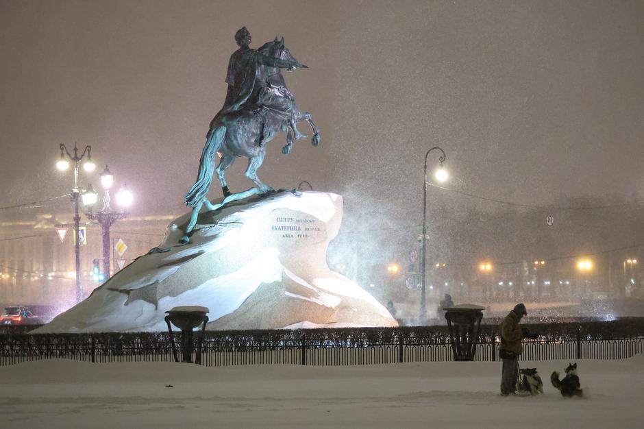 St Petersburg Hit By Snowfall | Author: Profimedia
