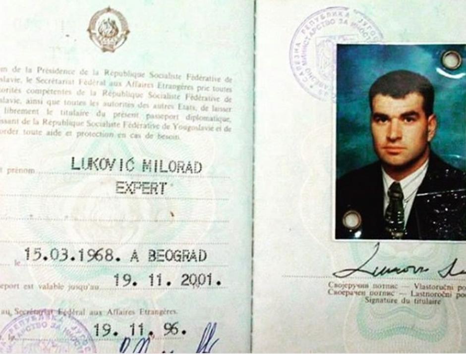 Diplomatska putovnica Milarada Ulemeka | Author: screenshot/youtube