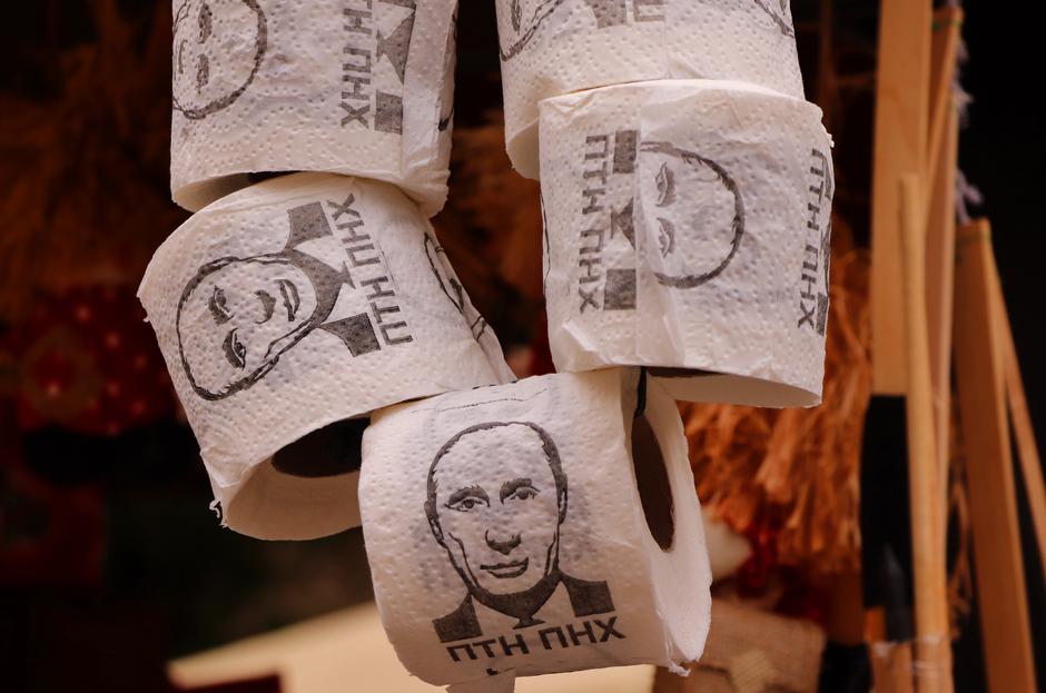 Toaletni papir s likom Vladimira Putina - prizor iz Ukrajine | Author: express