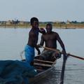 Djeca robovi na jezeru Volta u Gani