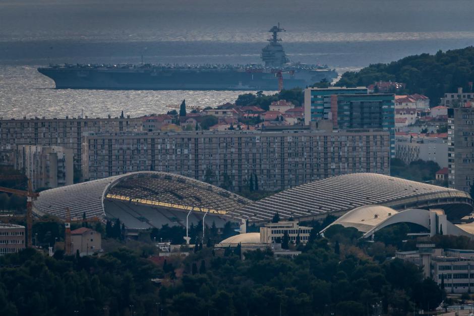 Pogled sa Kozjaka na Split i Ratni brod Gerald Ford  | Author: Zvonimir Barisin/PIXSELL