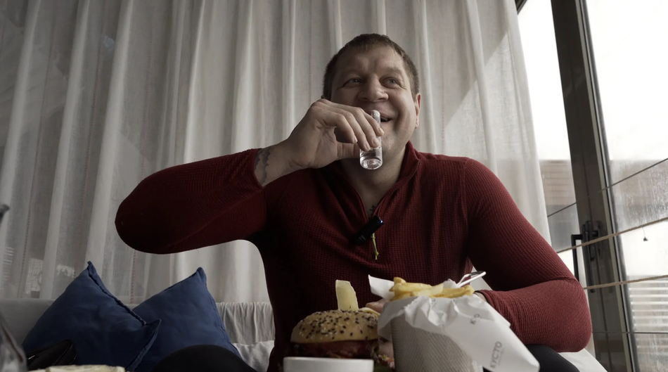 Emelianenko: Film koji smrdi na votku. Kraj mita o junaku Putinova doba