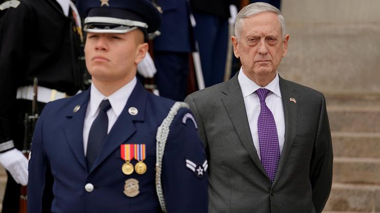 James Mattis s vojnikom