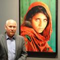 Steve McCurry pored slavnog portreta afganistanske djevojčice