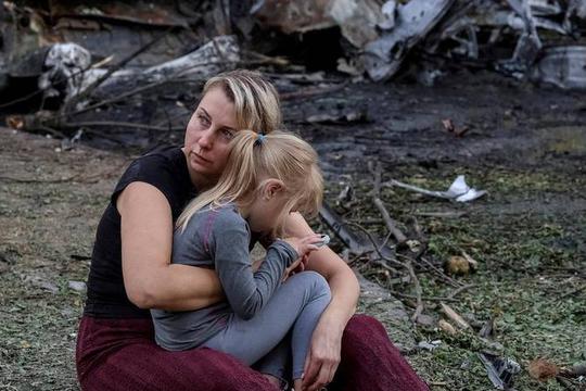Feed/24Sata-News/2026-35/2026-09-05T080041Z-612919550-Rc27Anam58Rk-Rtrmadp-3-Ukraine-Crisis-Kyiv-Life_Yrouupl.Jpg