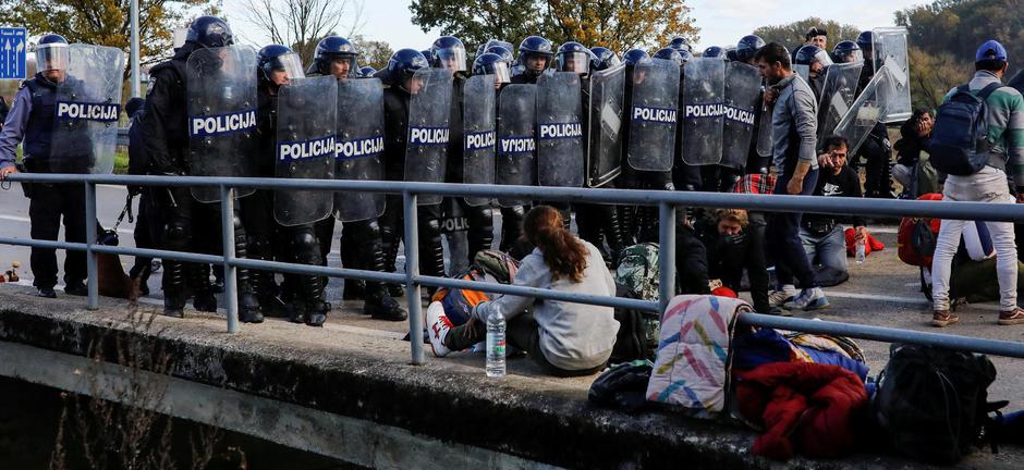 Migranti u pokušaju proboja granice iz BiH u RH na Maljevcu 24. 10. 2018. | Author: MARKO DJURICA/REUTERS/PIXSELL
