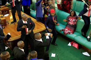 Tučnjava u ugandanskom parlamentu
