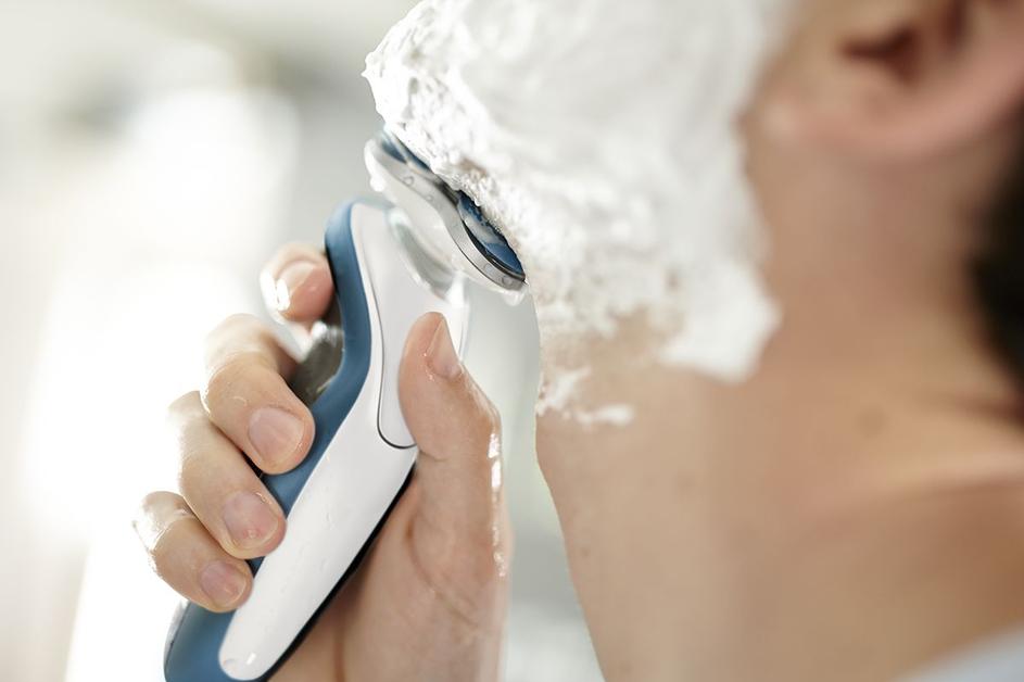 Philips aparat za brijanje