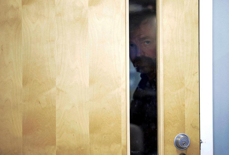 Democratic candidate for U.S. Senate Platner campaigns in Portland | Author: BRIAN SNYDER/REUTERS