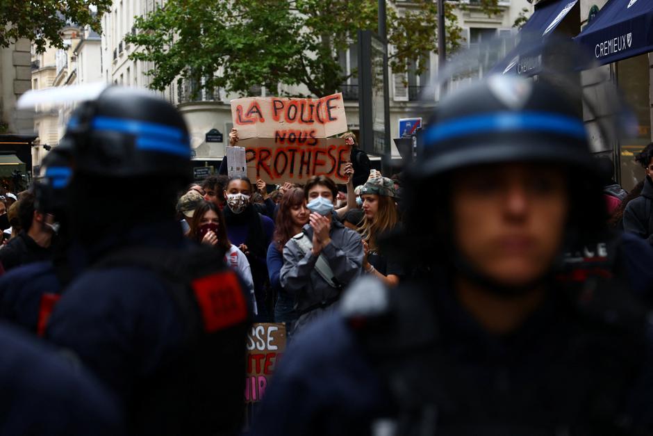 French high school and university students protest in France | Author: Sarah Meyssonnier
