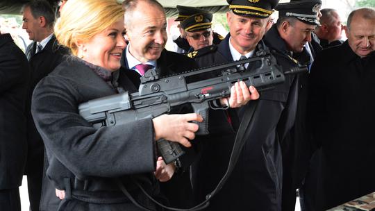 Predsjednica Kolinda Grabar Kitarović na prisezi vojnika u Požegi, 11. ožujka 2017.
