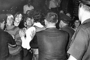 Stonewall ustanak počeo je u Stonewall Innu u New Yorku