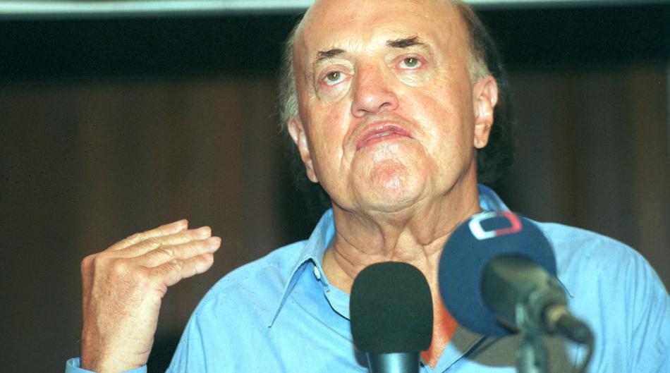 Zbog njegovih pri&ccaron;a su strahovali mo&cacute;nici. Tko je bio Peter Arnett?