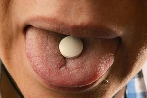 Tableta na jeziku