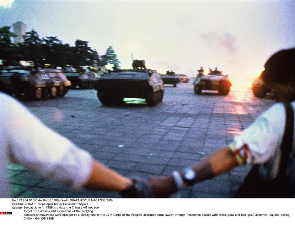 CHINA : Troops open fire in Tiananmen  Square | Author: Profimedia