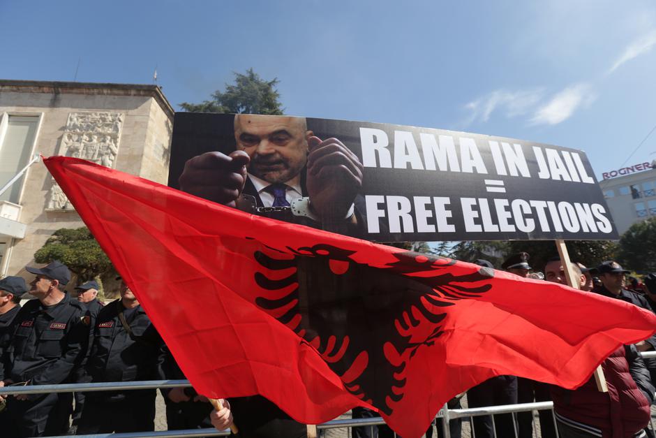 Demonstracije u Tirani | Author: Florion Goga/REUTERS/PIXSELL