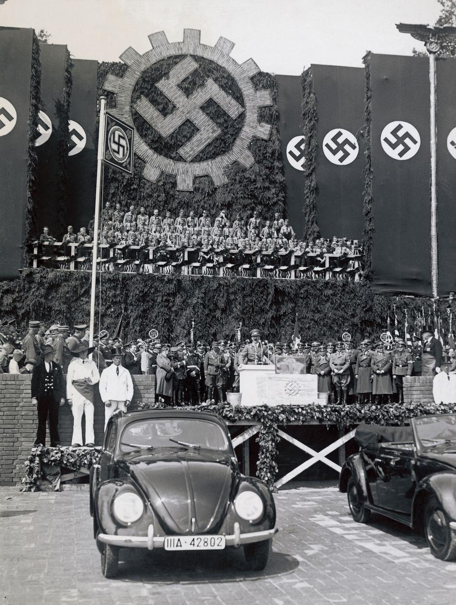 Foundation stone for the Volkswagen factory in Wolfsburg | Author: Profimedia