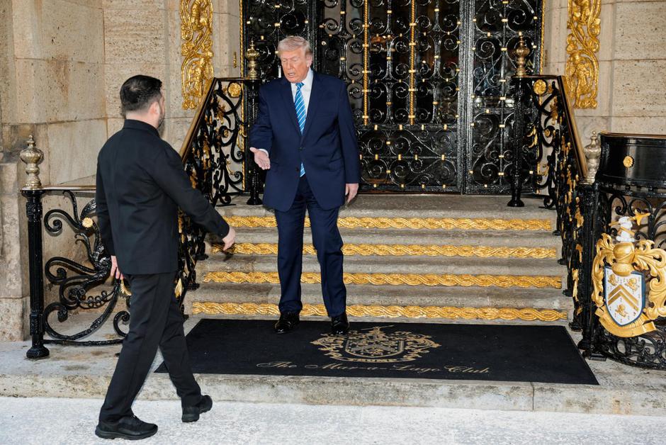 U.S. President Trump meets Ukrainian President Zelenskiy in Florida | Author: JONATHAN ERNST/REUTERS