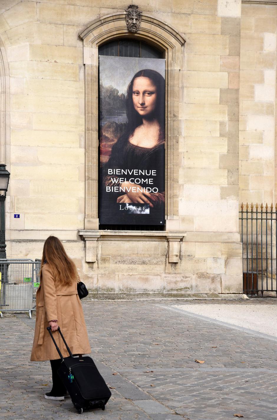 Day after Robbery of the closed Louvre Museum - Paris, France - 20 Oct 2025 | Author: Profimedia