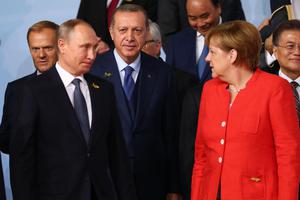 Tayyip Erdogan, Vladimir Putin i Angela Merkel