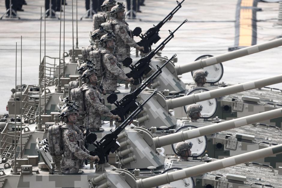 Beijing,China.3rd September 2025. The airborne assault formation attends V-Day military parade to commemorate the 80th anniversary of the victory in the Chinese People's War of Resistance against Japanese Aggression and the World Anti-Fascist War on Septe | Author: 