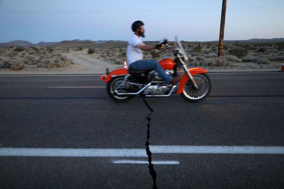Potres u Kaliforniji | Author: DAVID MCNEW/REUTERS/PIXSELL