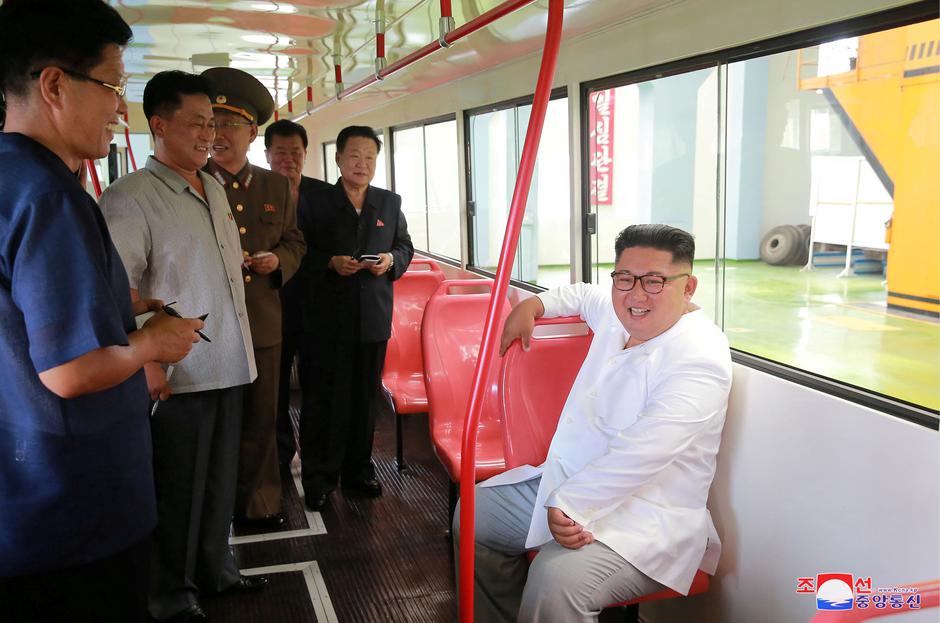 Kim Jong Un obilazi tvornice i mrijestilište somova u Sjevernoj Koreji | Author: REUTERS