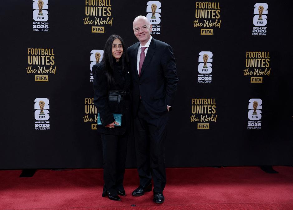 FILE PHOTO: FIFA president Gianni Infantino and his wife Leena Al Ashqar | Author: JEENAH MOON/REUTERS
