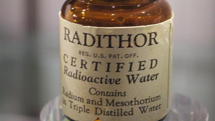 RadiThor - radioaktivni energetski napitak iz 1918. do 1928.