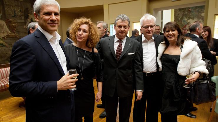 ivo Josipović s Romanom Vlahutin (druga slijeva) i Borisom Tadićem