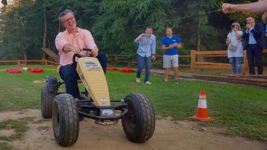 Tihomir Orešković se ludira u adrenalinskom parku