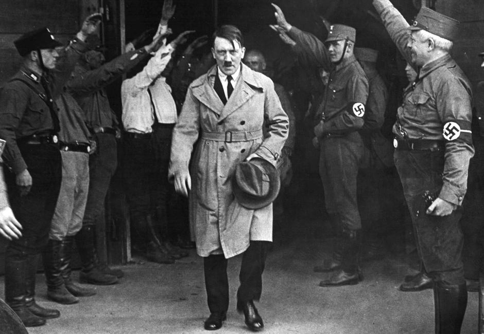 Adolf Hitler nakon skupa stranke u Munchenu | Author: Bundesarchiv