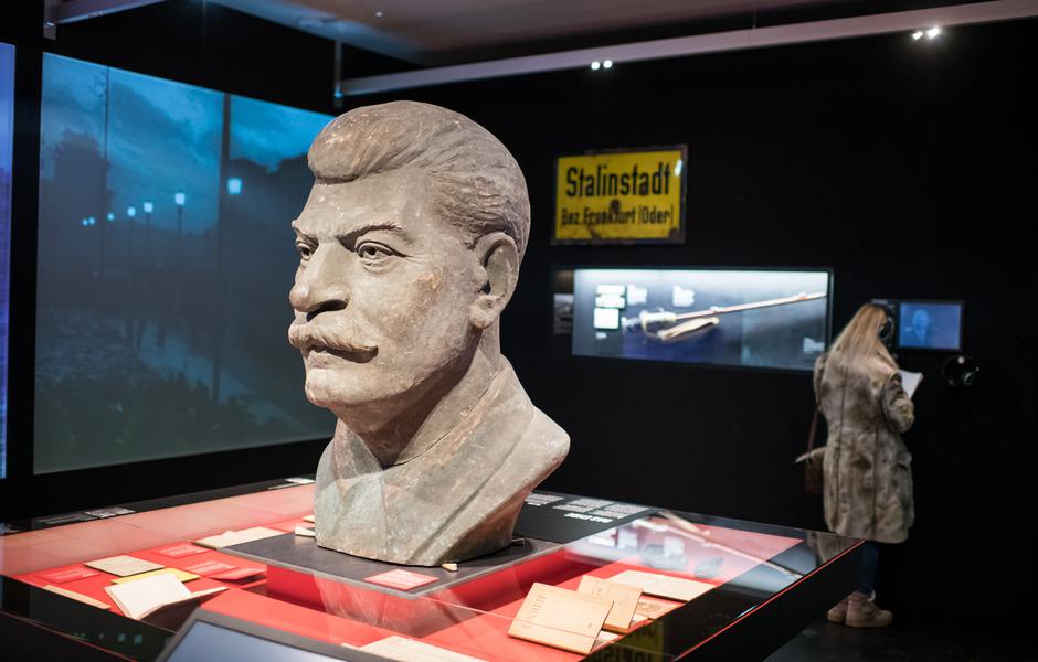 Izložba "Staljin - crveni bog", Hohenschönhausen, Berlin | Author: Bernd Von Jutrczenka/DPA/PIXSELL