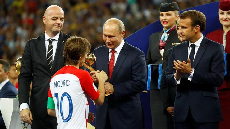 Luka Modrić proglašen je najboljim igračem prvenstva